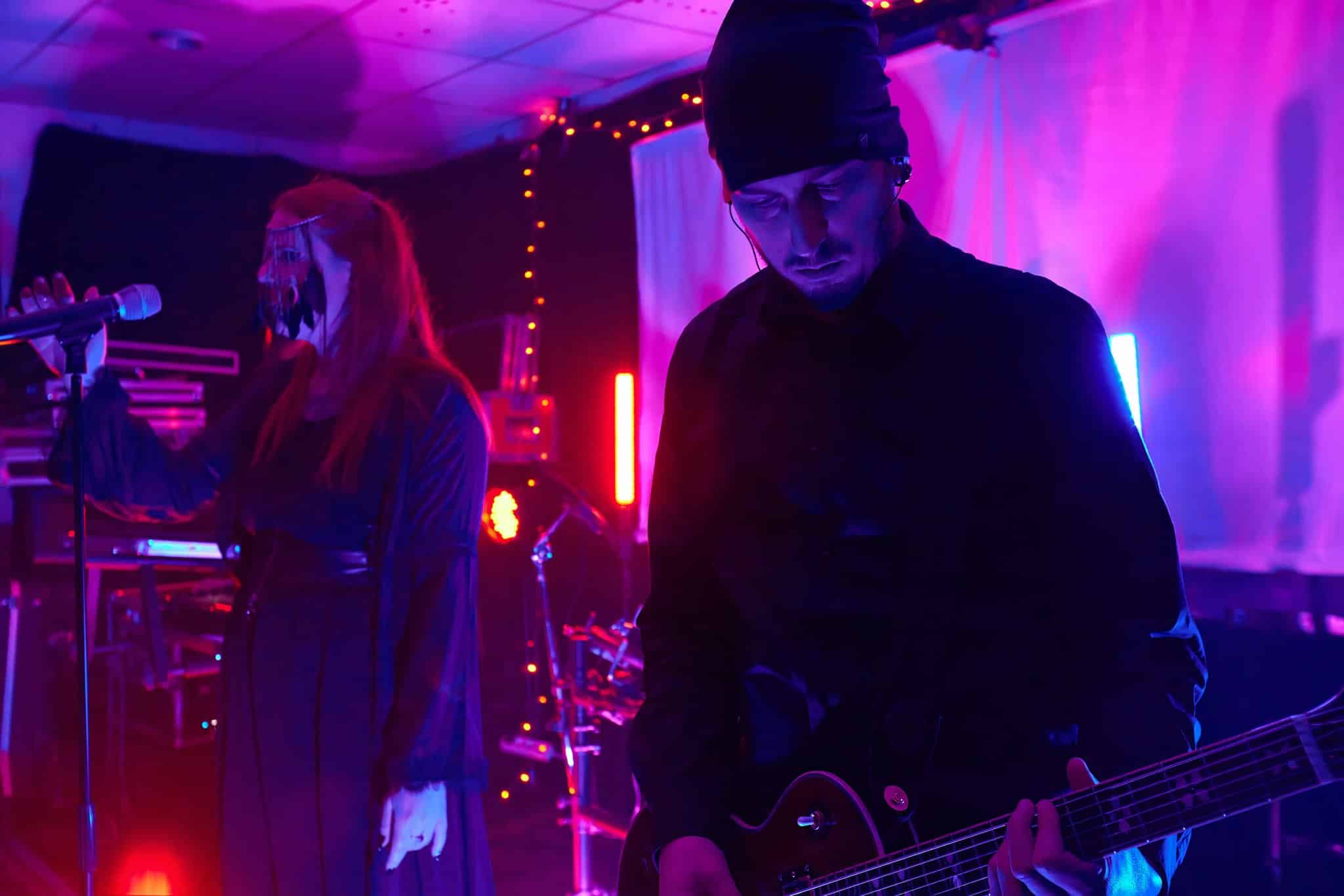 Performance live White Ritual Diamant d'Or - darkwave francais
